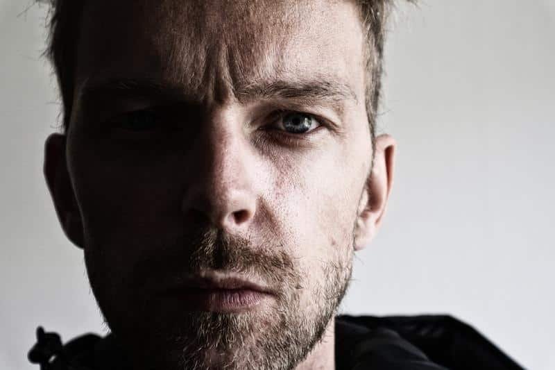 How to Balance Emotional Intelligence with Masculinity: 4 Powerful Steps for Young Men