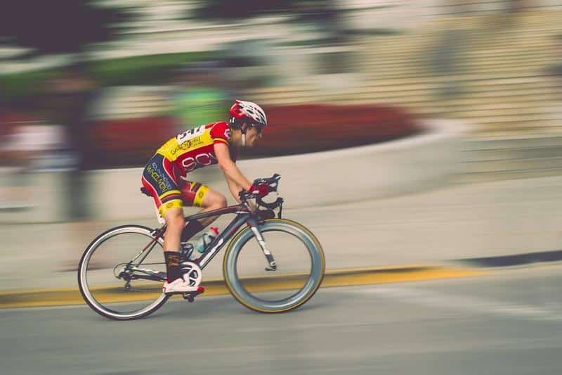 7 Game-Changing Tips for Supporting Your Cyclist Partner on Race Day
