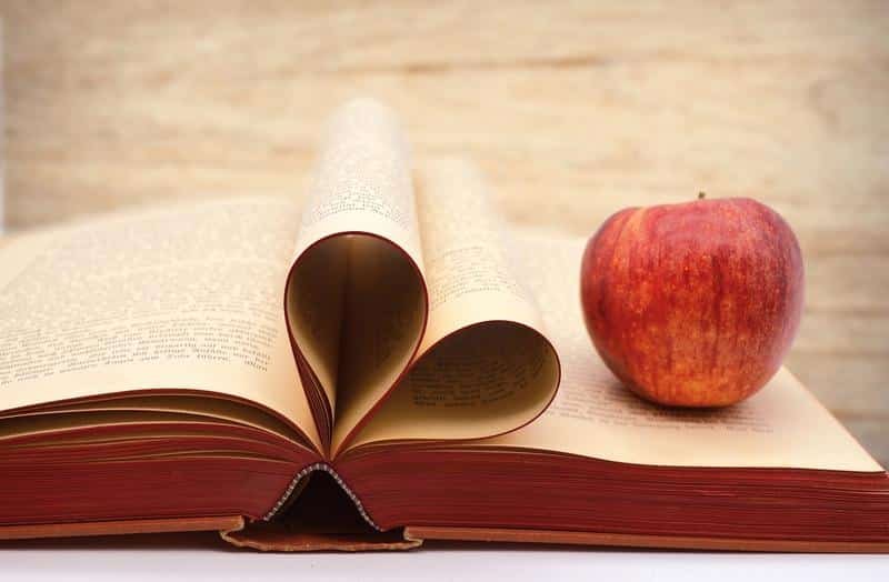 apple, read, relax