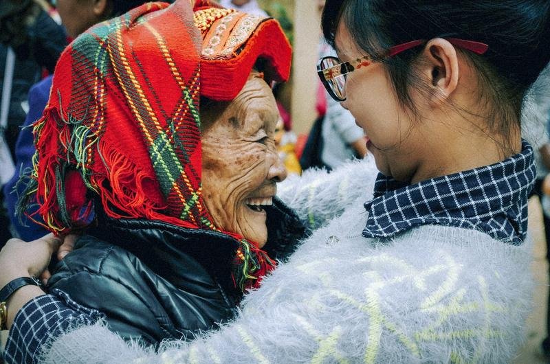volunteer, girl, smile