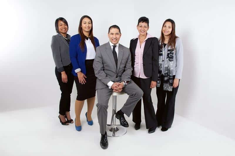 5 Proven Strategies for New Managers to Balance Mentoring and Achieving Company Targets
