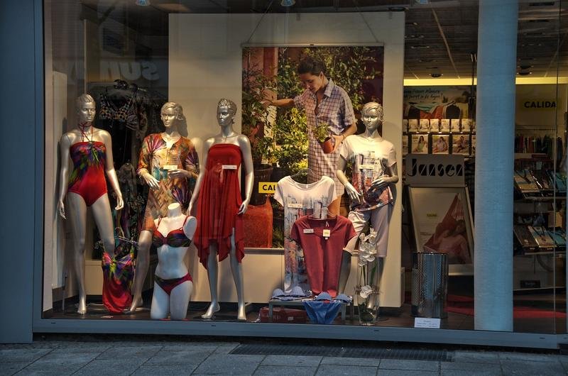 store window, decoration, mannequin
